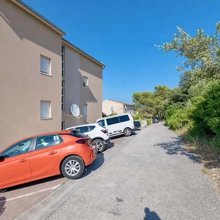 Apartament Nadalina *